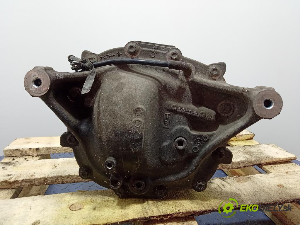 Ford Mustang 2017 Most: Zadný: FR3W-4200-TR