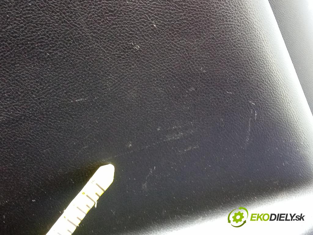 Ford S-max 2018 Tapacír: kufr 01