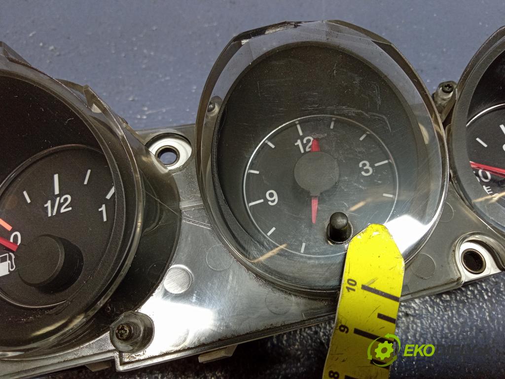Alfa romeo 156 2004 prístrojovka/ budíky 156034528