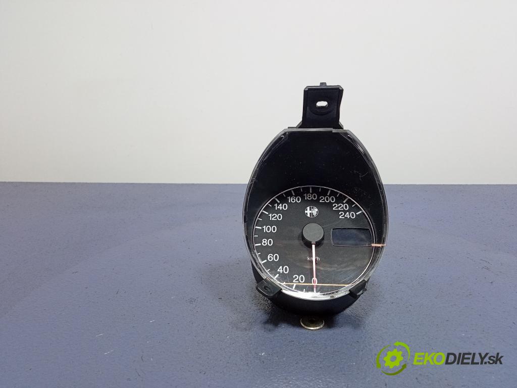 Alfa romeo 156 2004 prístrojovka/ budíky 156050815
