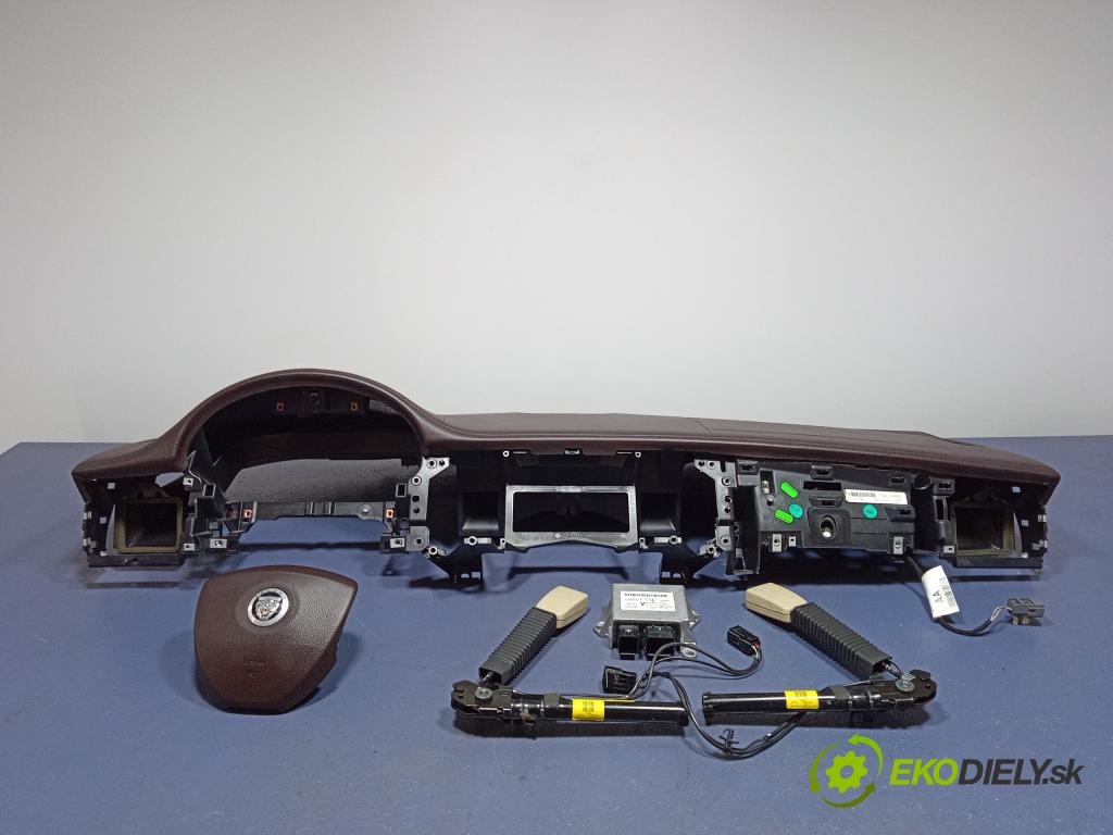 Jaguar Xf 2010 kokpit,pristrojová doska 9X23-14D374-AC