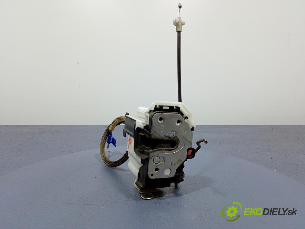Citroen Nemo 2008 zámek dveře před v pravo: 1354706080