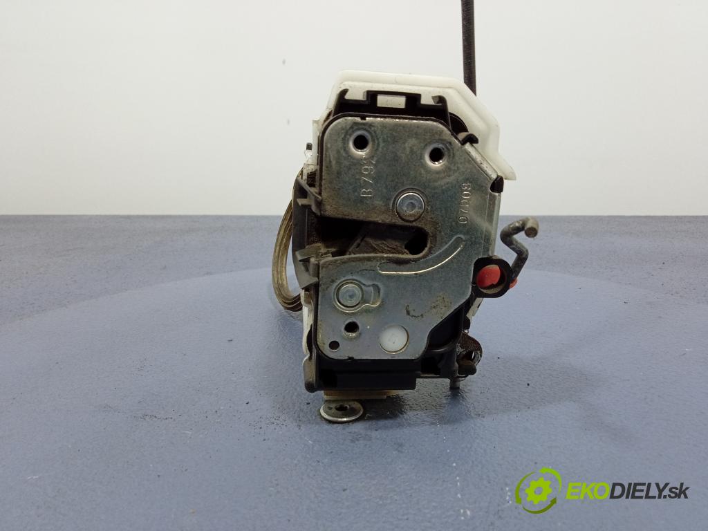 Citroen Nemo 2008 zámek dveře před v pravo: 1354706080