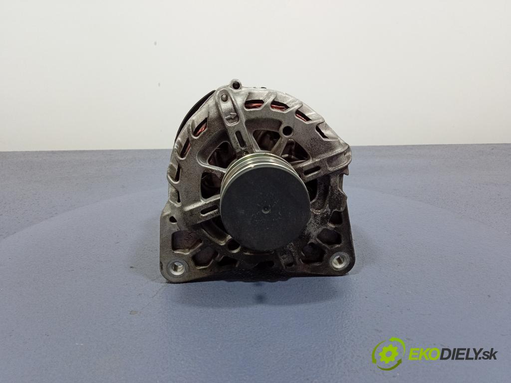 Dacia Sandero 2018 Alternator 2710910