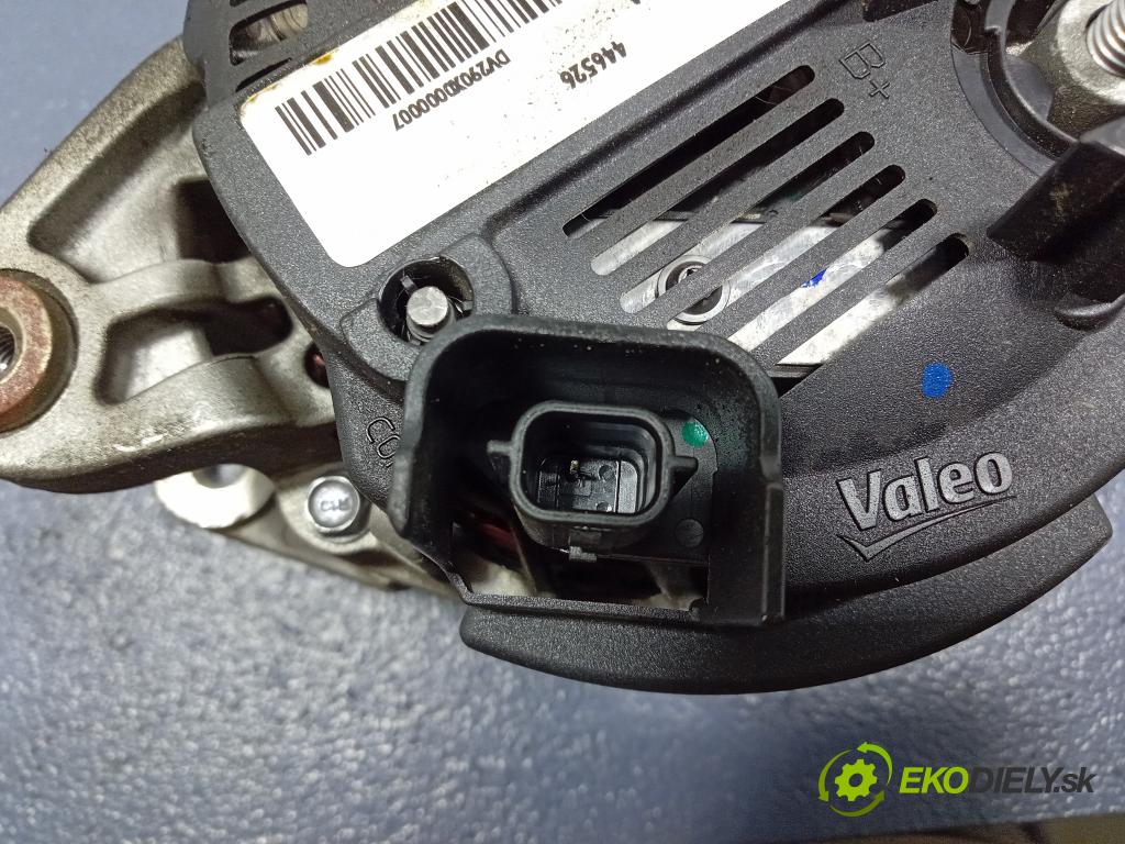 Dacia Sandero 2018 Alternator 2710910