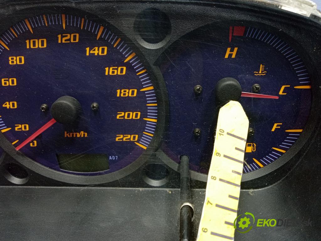 Daihatsu Yrv 2002 prístrojovka/ budíky 83010-97427