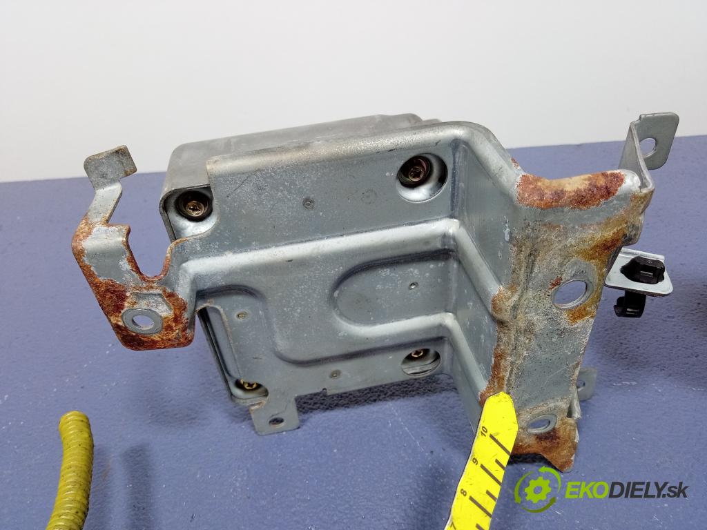 Daihatsu Yrv 2002 kokpit,pristrojová doska 73970-97402-S9