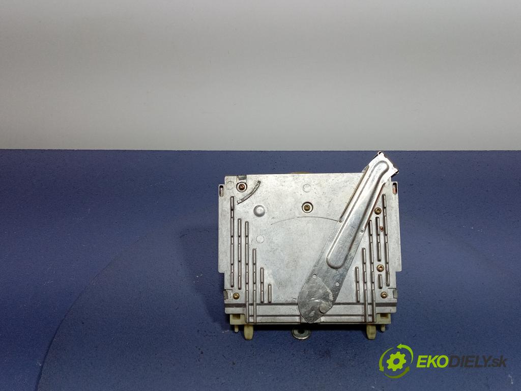 Volvo 850 1996 riadiaca jednotka Motor: 0281001430