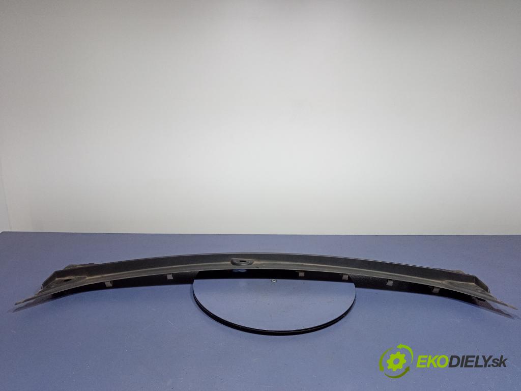 Dacia Sandero 2018 torpédo 668113105R