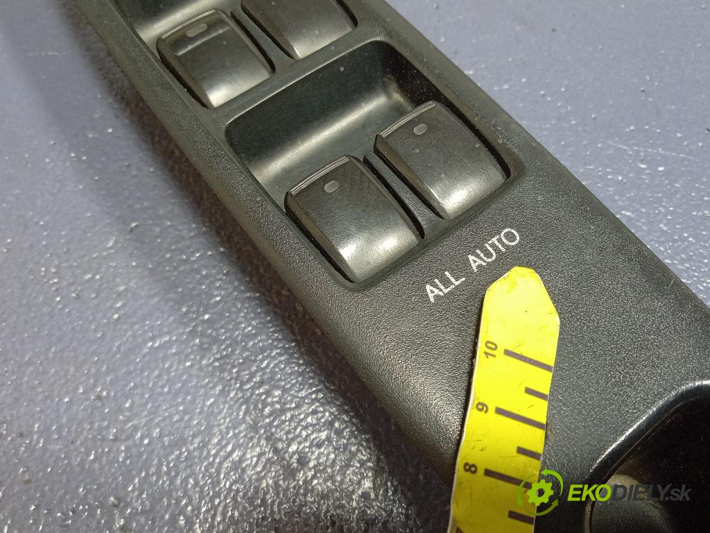 Toyota Avensis 2004 prepínač Okná: 84040-44030