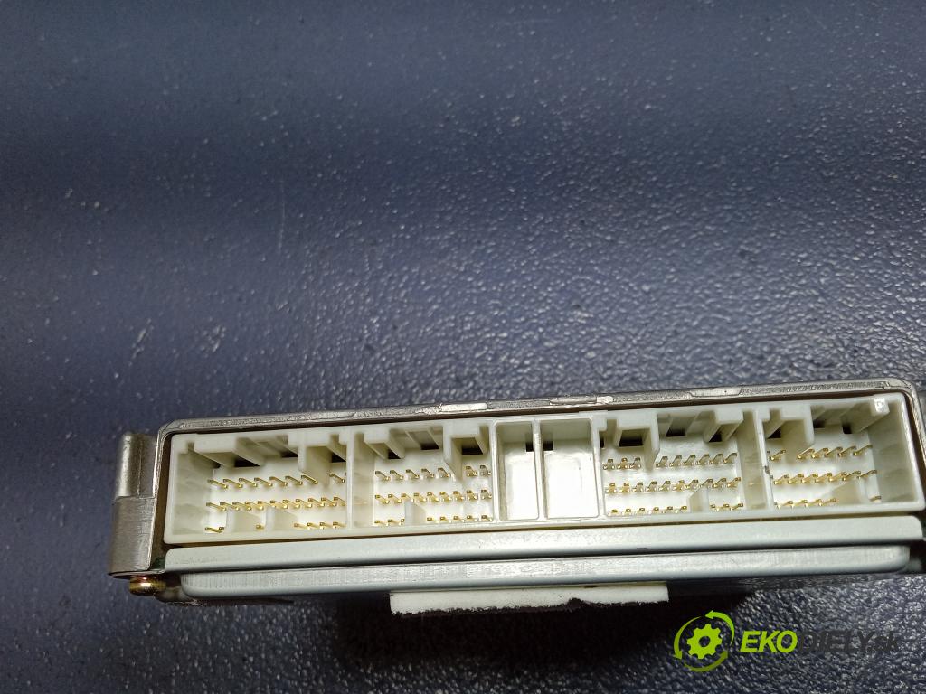 Toyota Avensis 2004 riadiaca jednotka Motor: 89661-44360