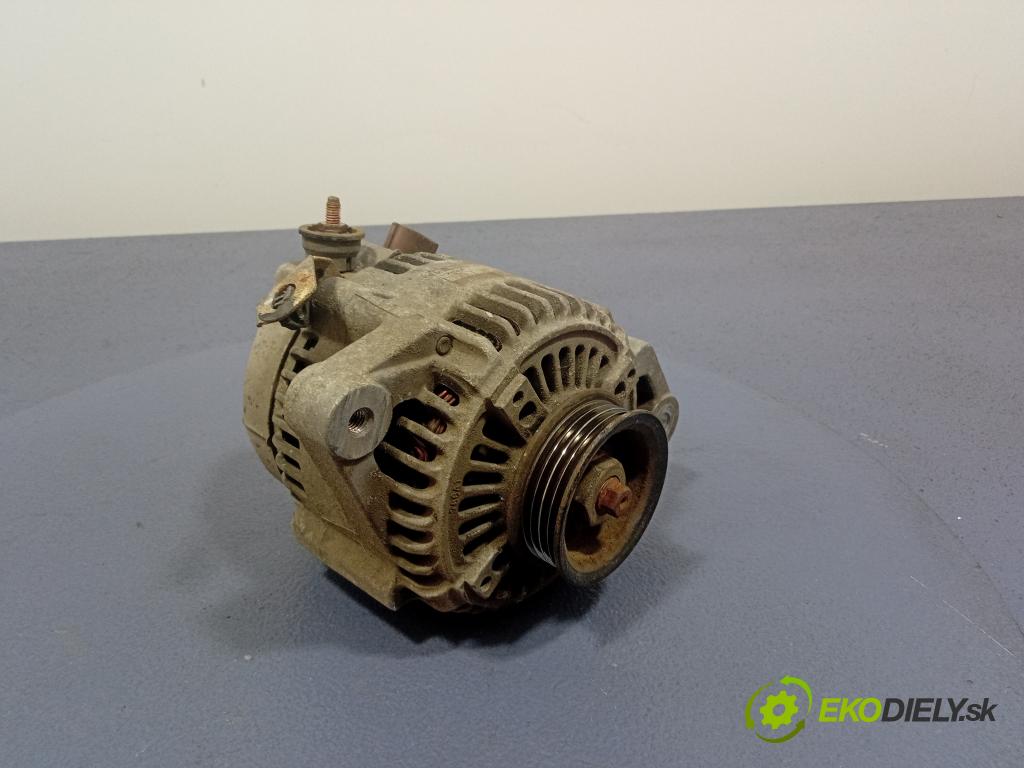 Toyota Yaris verso 2000 Alternator 27060-21020