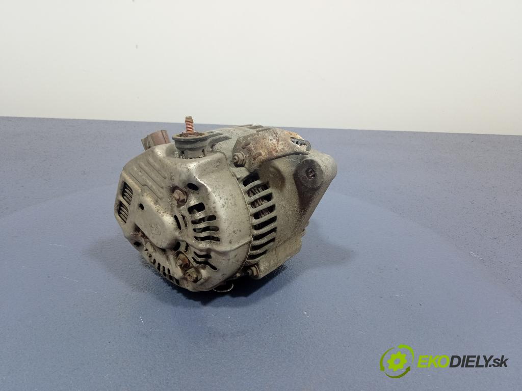 Toyota Yaris verso 2000 Alternator 27060-21020