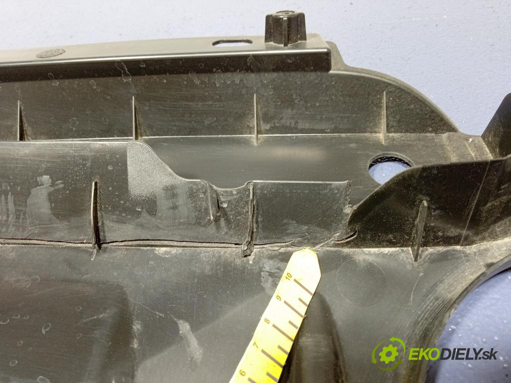 Renault Clio 2022 kryt Plast: podvozek: 748A07505R