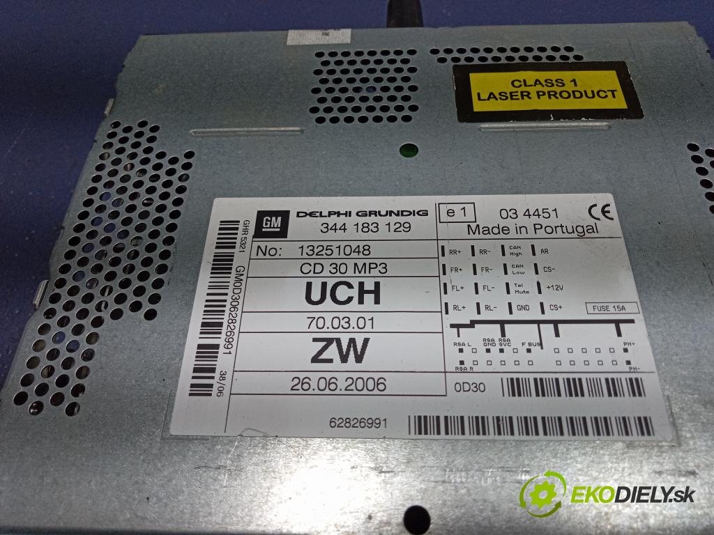 Opel Astra 2006 Radio I Navigácia: 13251048