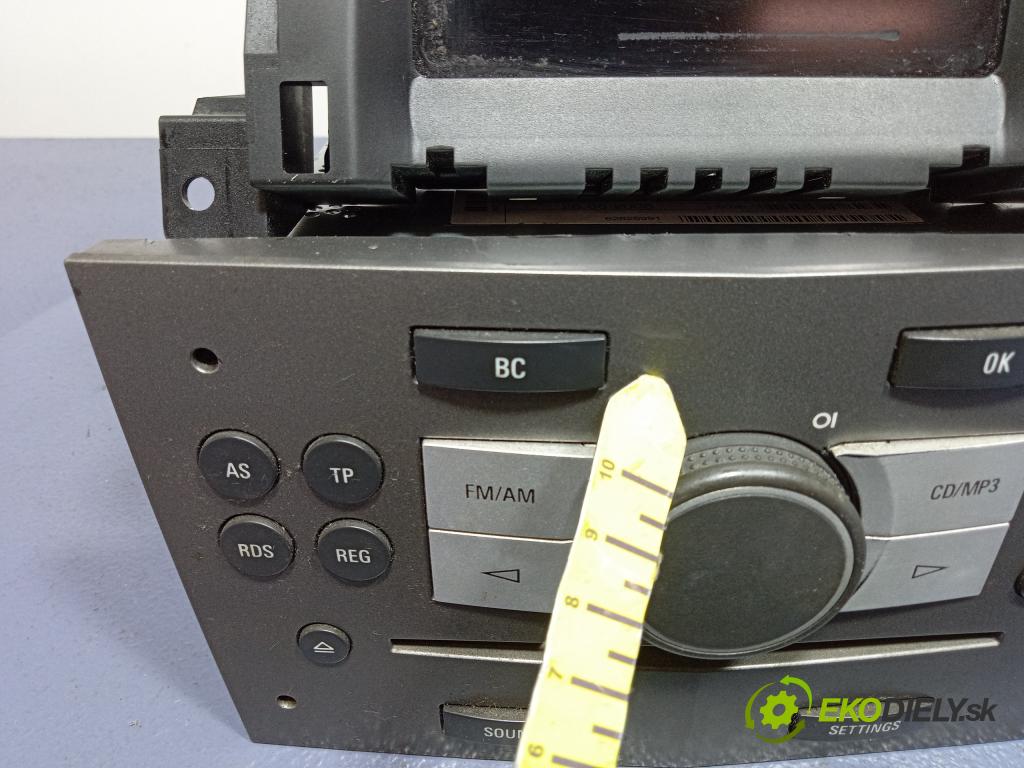 Opel Astra 2006 Radio I Navigácia: 13251048