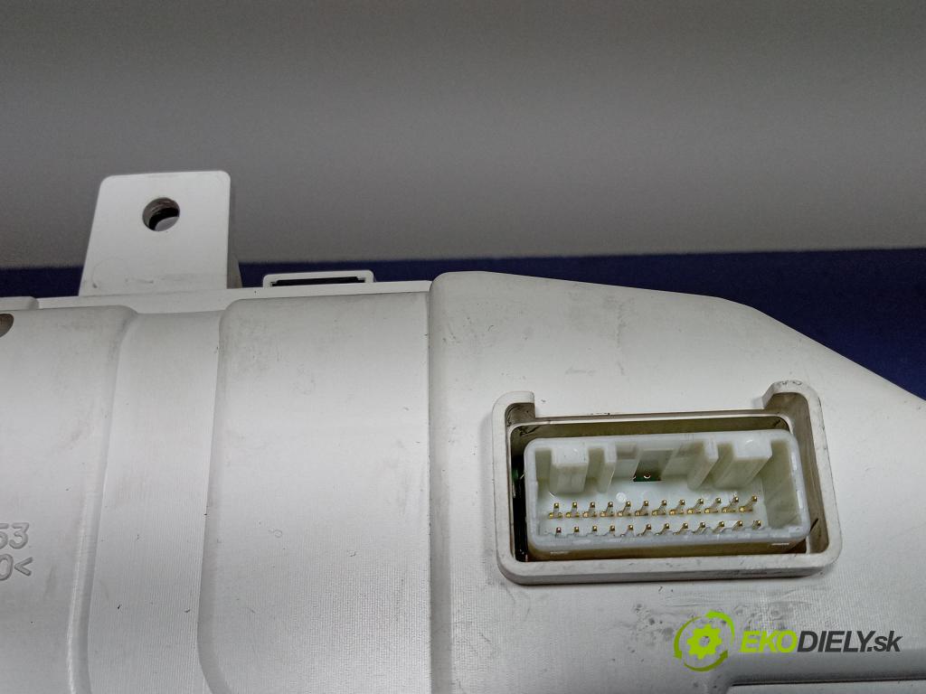 Mitsubishi Asx 2014 Přístrojová deska 8100C331