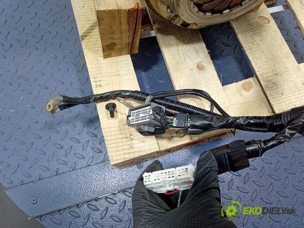 Mitsubishi Asx 2014 motor Benzín: 4A92