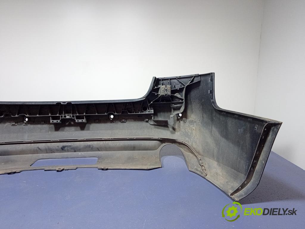 Audi A5 2008 nárazník Zad: 01