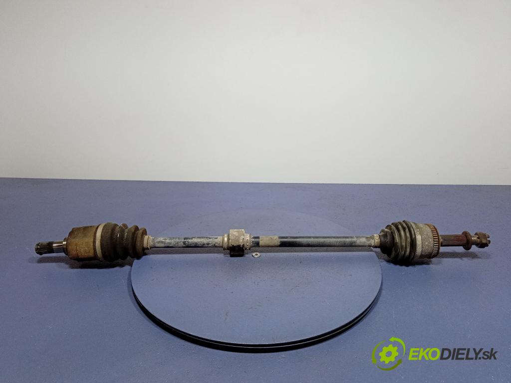 Kia Rio 2007 poloos Prava: Predné 01