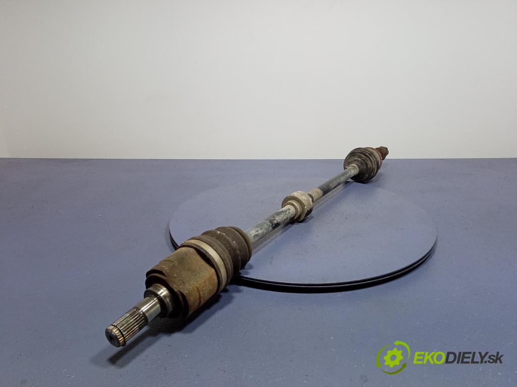 Kia Rio 2007 poloos Prava: Predné 01