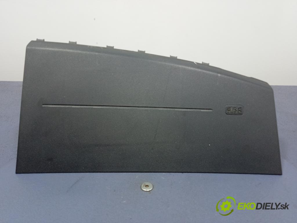 Dodge Caliber 2007 kokpit,pristrojová doska 04672603AF