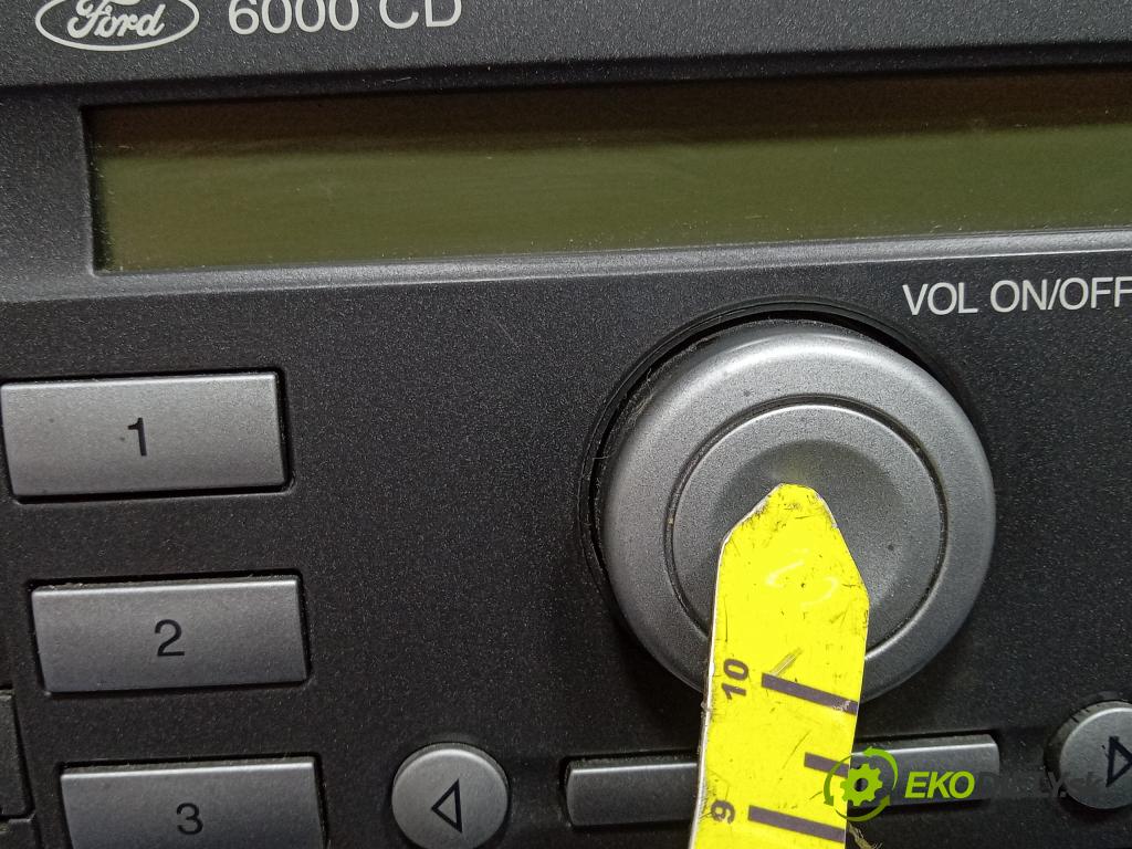 Ford Focus 2005 Radio I Navigácia: 5M5T-18C815-FA