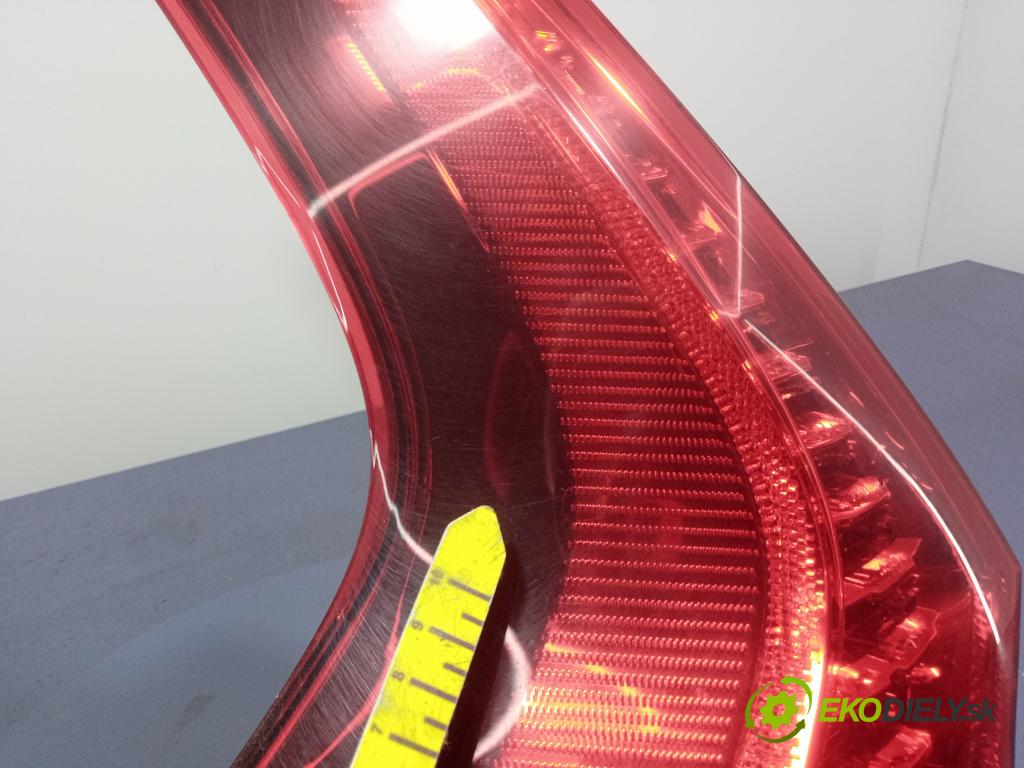 Volvo XC60 2019 světlo Zad: levá Mimo: 32228914