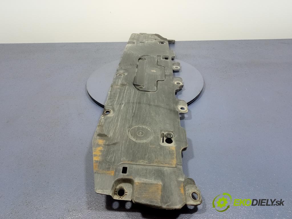 Volvo XC60 2019 kryt Plast: podvozek: 31497613