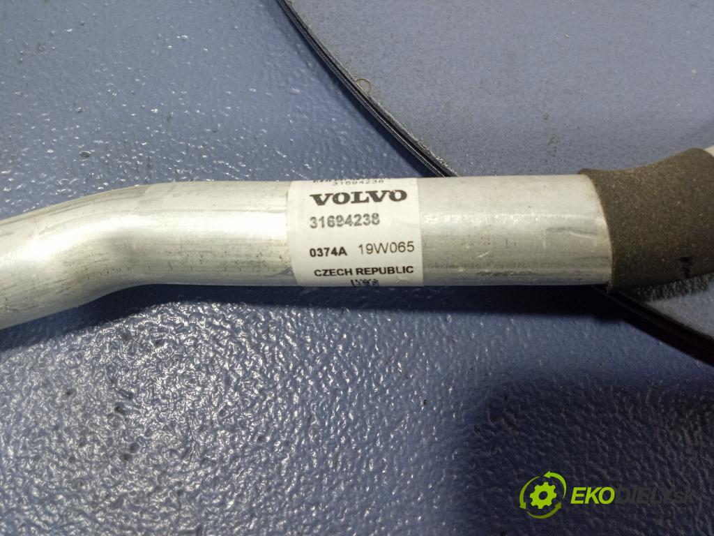 Volvo XC60 2019 rúrka Klimatizácia: 31694238