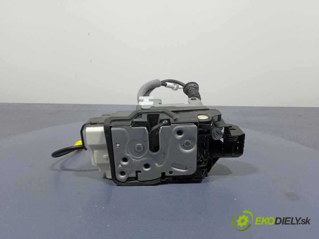 Volvo XC60 2019 zámek dveře Zad: Levý: 31462446