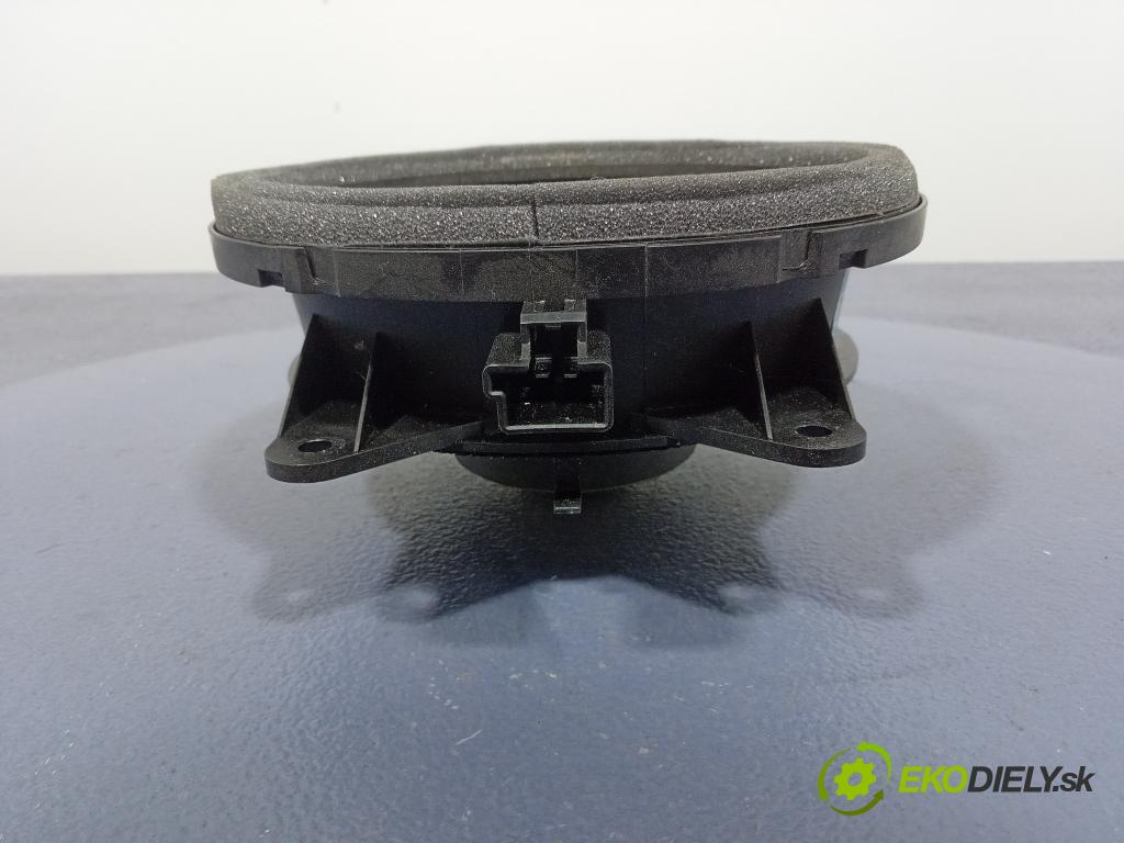 Volvo XC60 2019 Mluvčí: / Subwoofer: 31350425