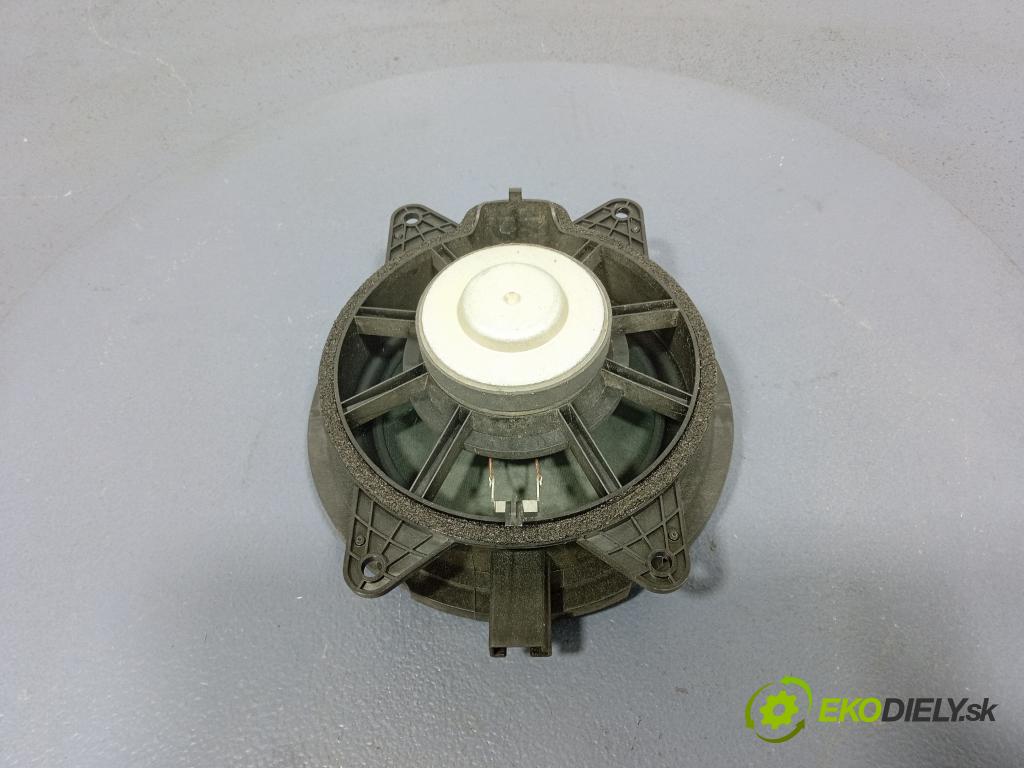 Volvo XC60 2019 Mluvčí: / Subwoofer: 31350425