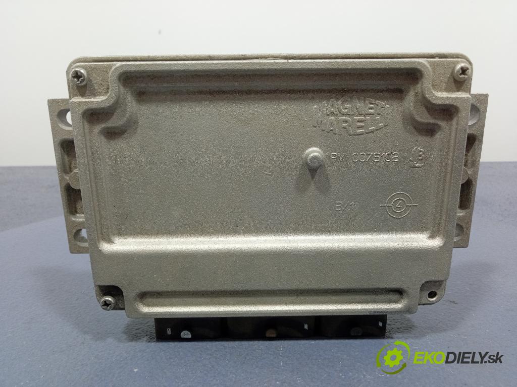 Peugeot 407 2005 riadiaca jednotka Motor: 9654792980