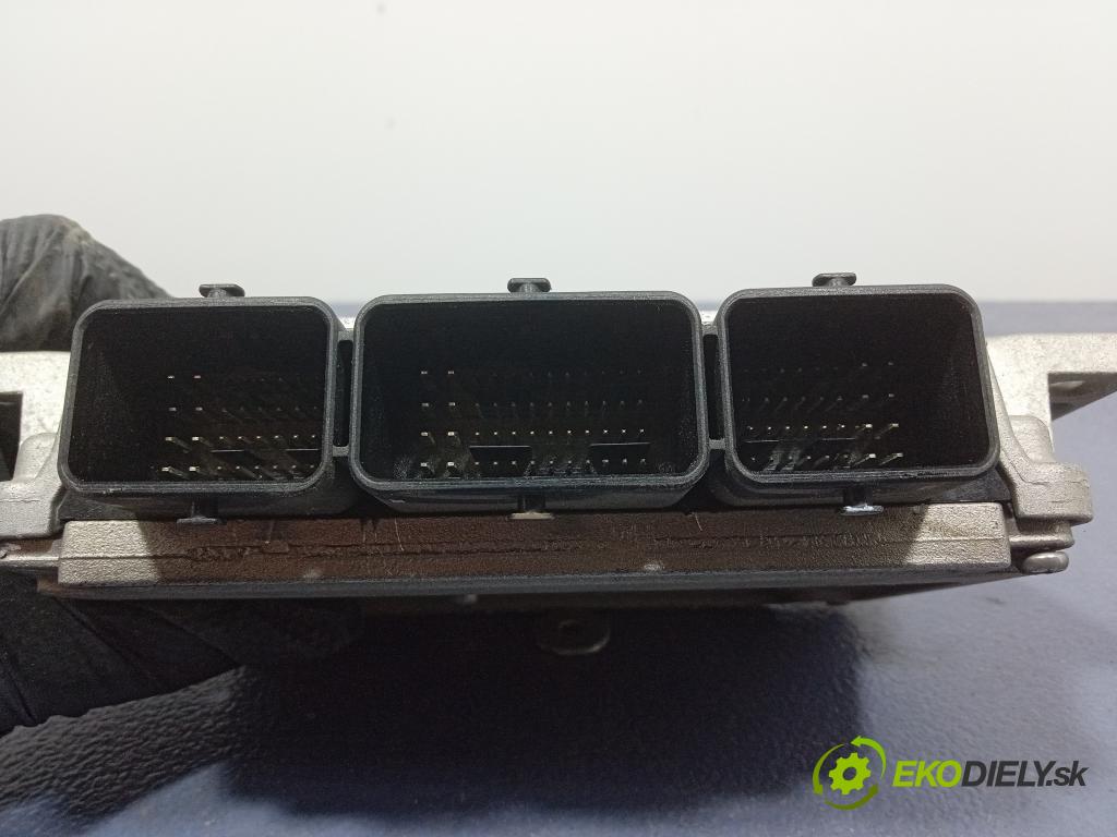 Peugeot 407 2005 riadiaca jednotka Motor: 9654792980