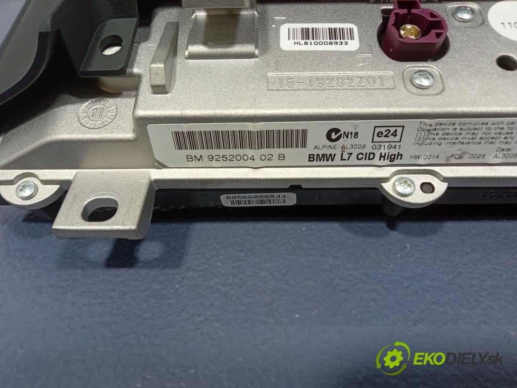 Bmw 320 2012 Zobrazit: Rádio: / GPS 9252004