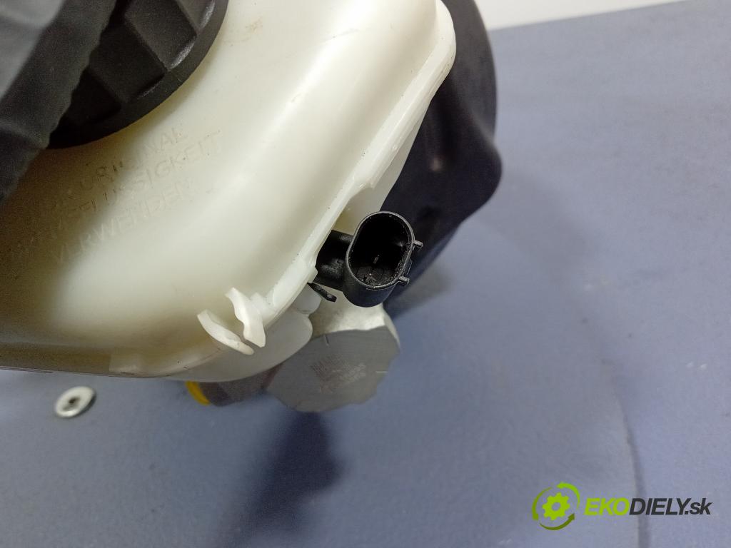 Bmw 320 2012 servo Brzdní: 4081078