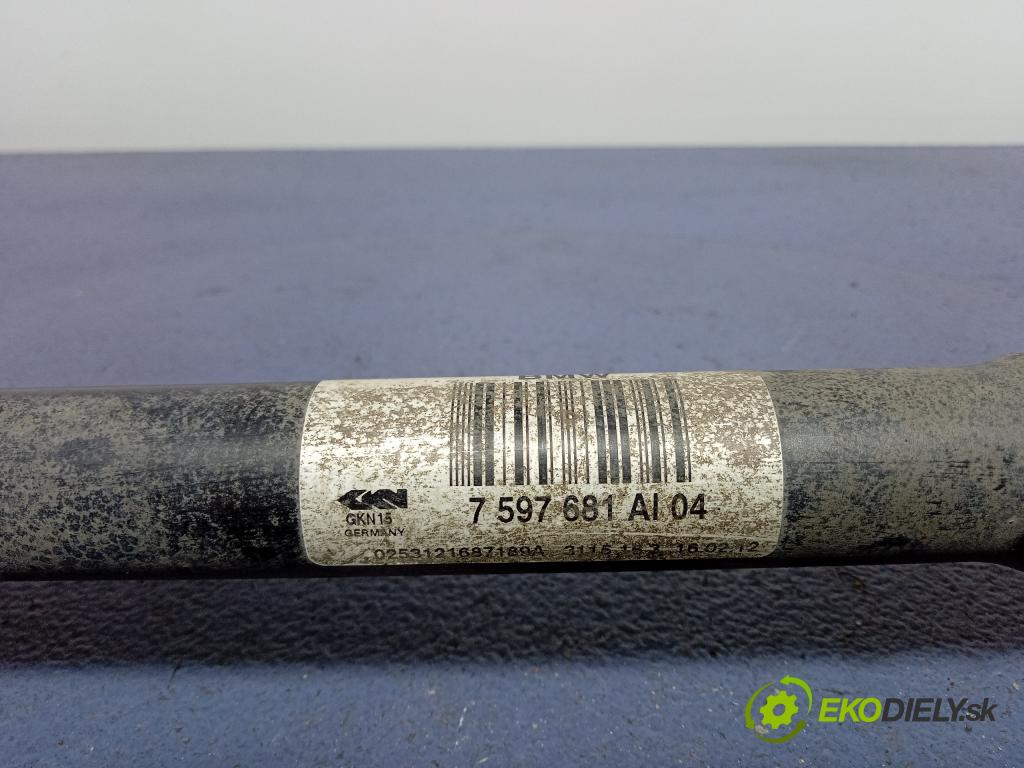 Bmw 320 2012 poloos ľavá zad 7597681