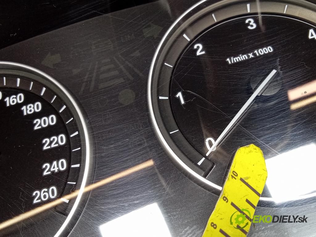 Bmw Seria 5 2010 prístrojovka/ budíky 9227614