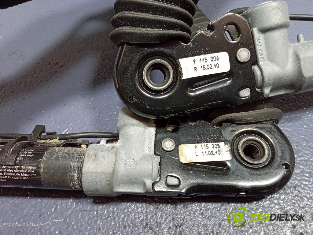 Bmw Seria 5 2010 kokpit,pristrojová doska 9231791