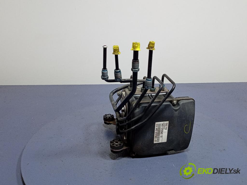 Bmw Seria 5 2010 čerpadlo ABS x 6797045