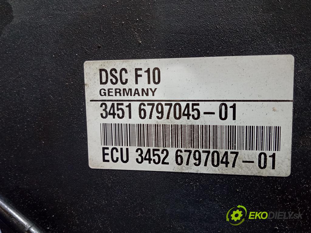 Bmw Seria 5 2010 čerpadlo ABS x 6797045