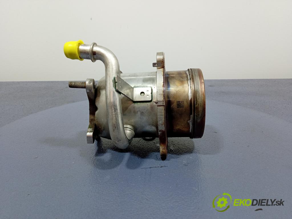 Renault Trafic 2021 Chladič EGR 147354591R