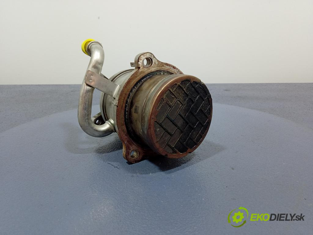 Renault Trafic 2021 Chladič EGR 147354591R