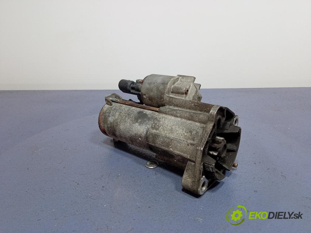 Audi A6 2006 štartér 06D911023A