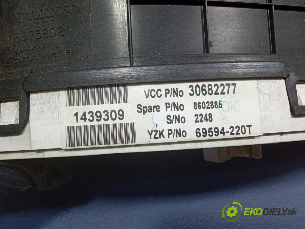 Volvo S60 2004 prístrojovka/ budíky 30682277