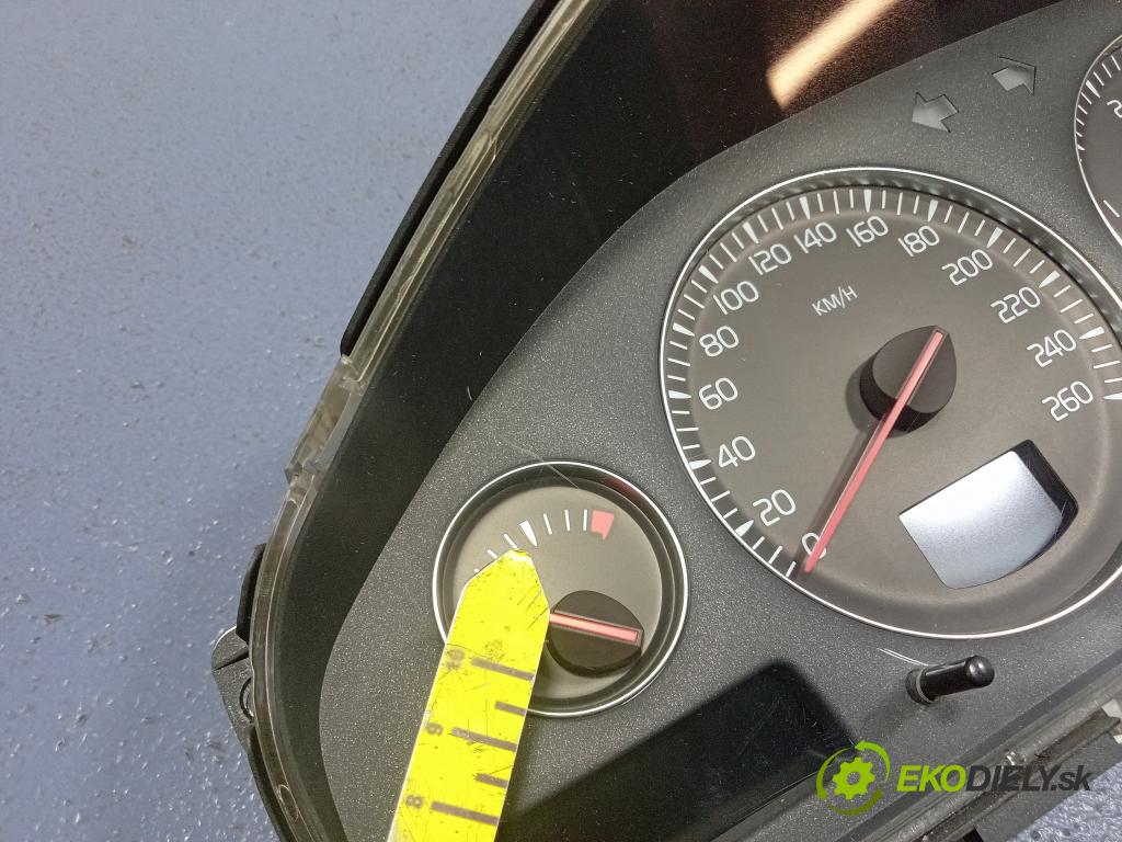 Volvo S60 2004 prístrojovka/ budíky 30682277