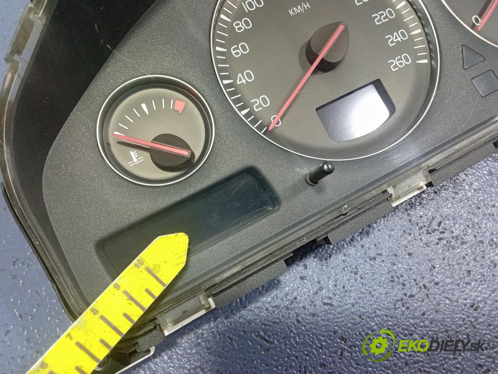 Volvo S60 2004 prístrojovka/ budíky 30682277