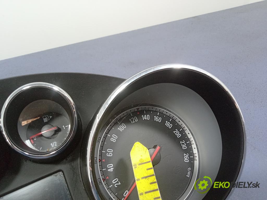 Opel Insignia 2010 prístrojovka/ budíky 20970768