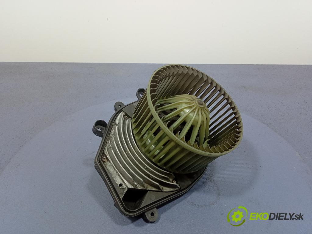 Audi A4 2000 ventilátor Vzduch: 74.022.123.3F